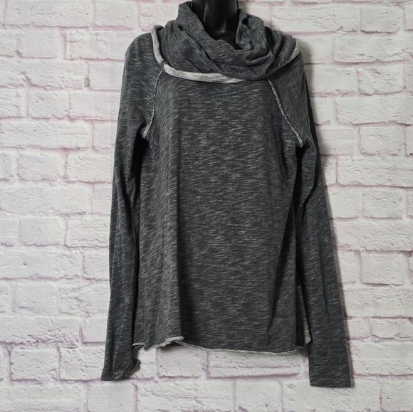 Free People Beach Grey Turtleneck  100% Cotton Tunic Sweater  Size Small - Picture 3 of 10